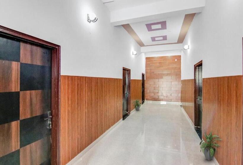 ホテル Flagship Shri Krishna Guest House