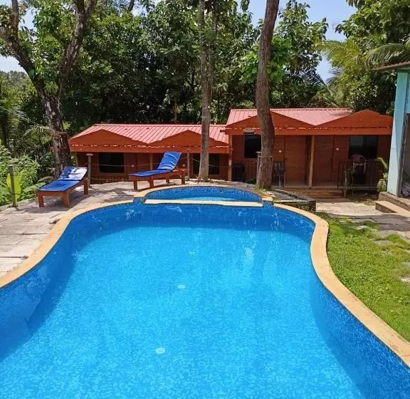 Hotelli Royalstar Resort