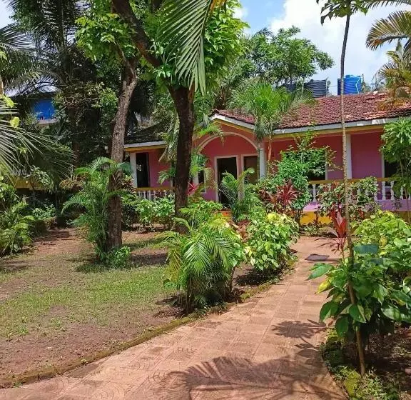 Hotelli Royalstar Resort