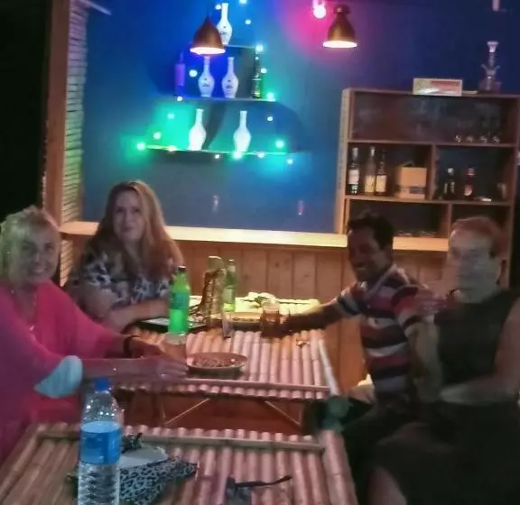 Hotelli Royalstar Resort