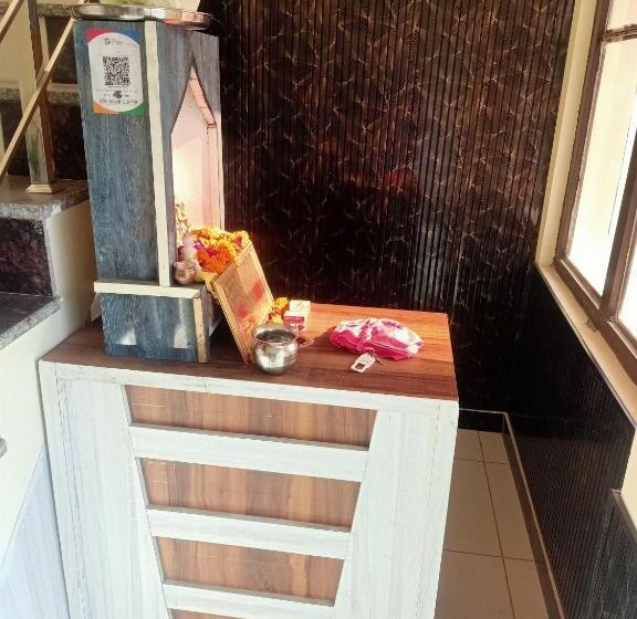 Hotelli Spot On 80972 Ojasvi In