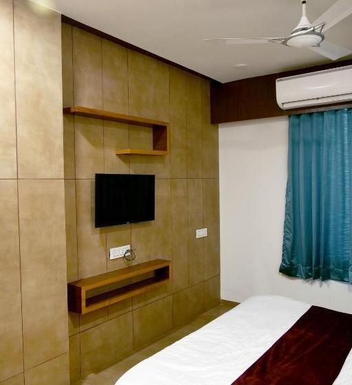 Отель Sweettime Restaurant And Banquet