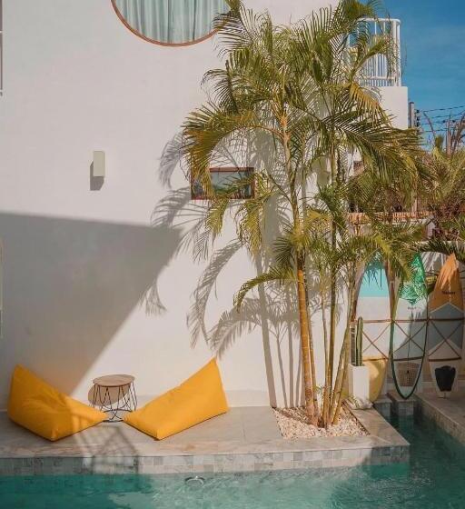 Szálloda Thandara ธันดารา เกาะล้าน