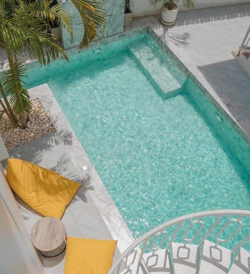 Szálloda Thandara ธันดารา เกาะล้าน