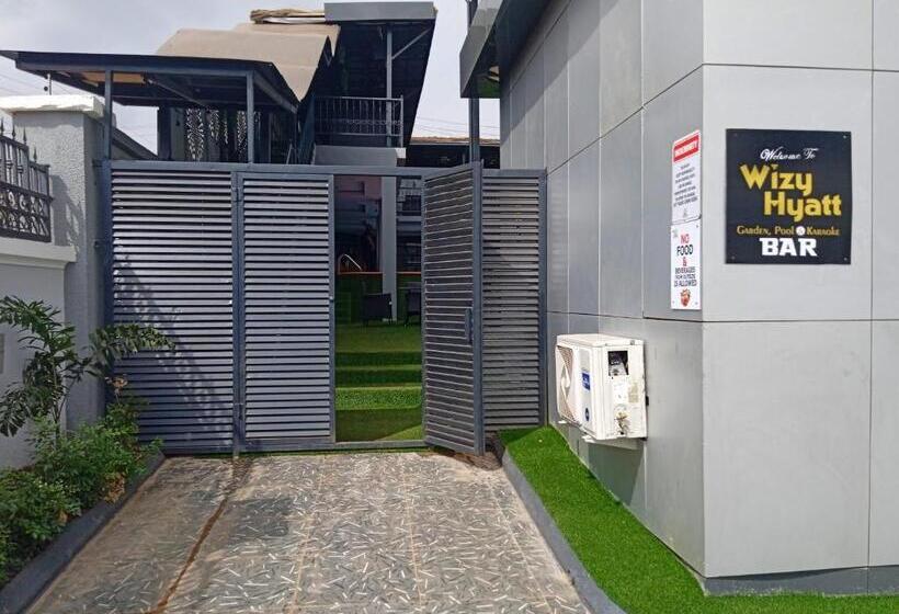 هتل Wizy Hyatt