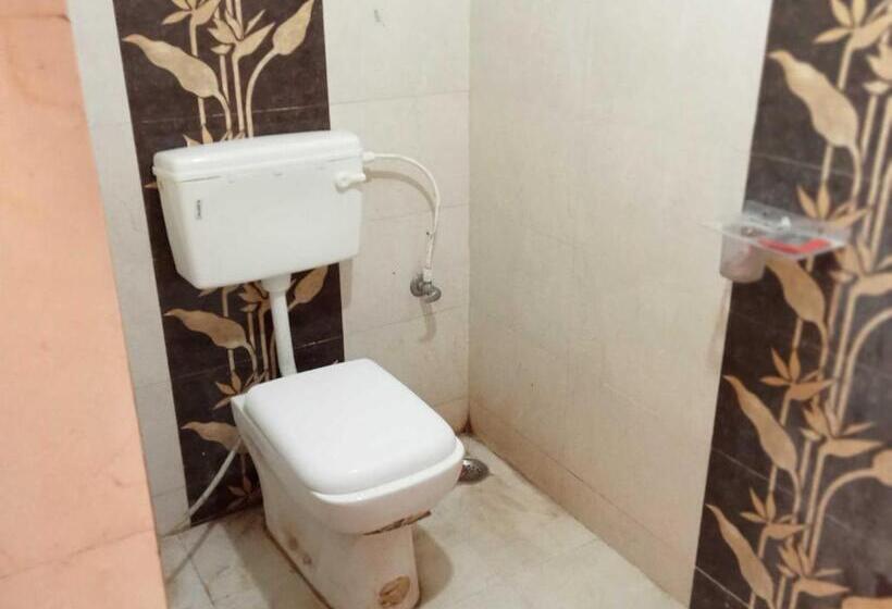 Oyo Bumbum Hotel And Restaurant