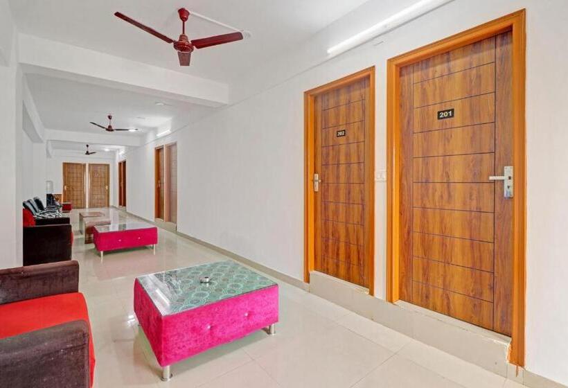 Oyo Flagship Hotel The Elite