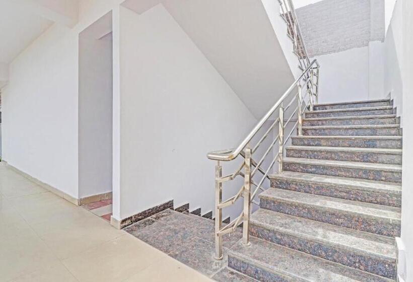 Oyo Flagship Hotel The Elite