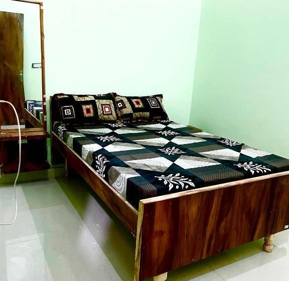 Oyo Hotel Krishna Place