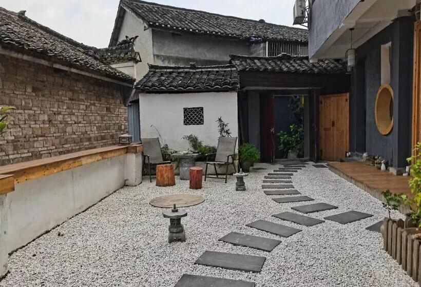 Pensionat 云起山居庭院观景民宿