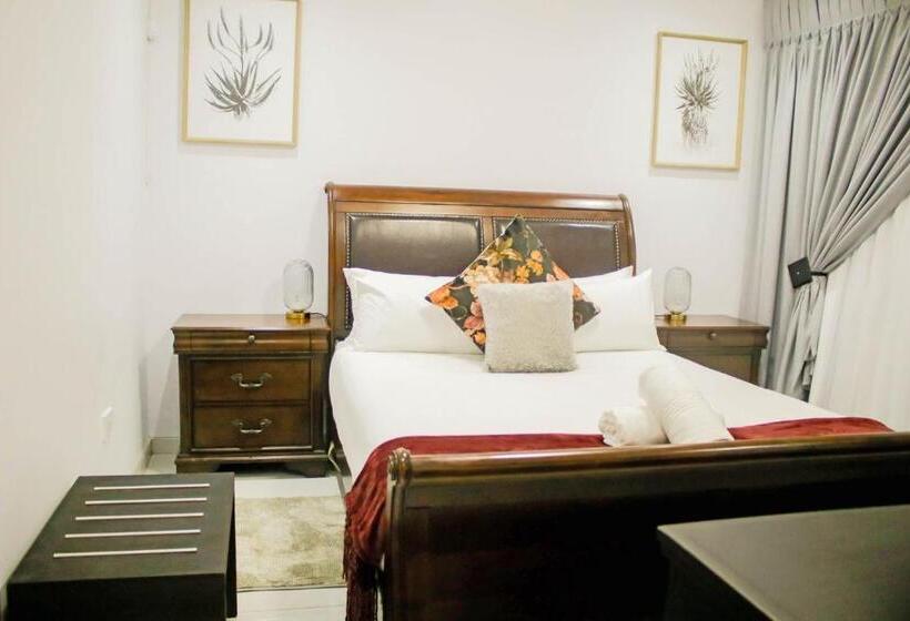 پانسیون Pitikwe Hill Guesthouse