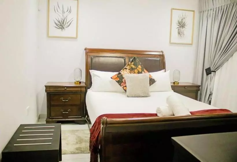 پانسیون Pitikwe Hill Guesthouse