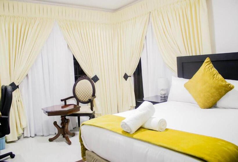 پانسیون Pitikwe Hill Guesthouse