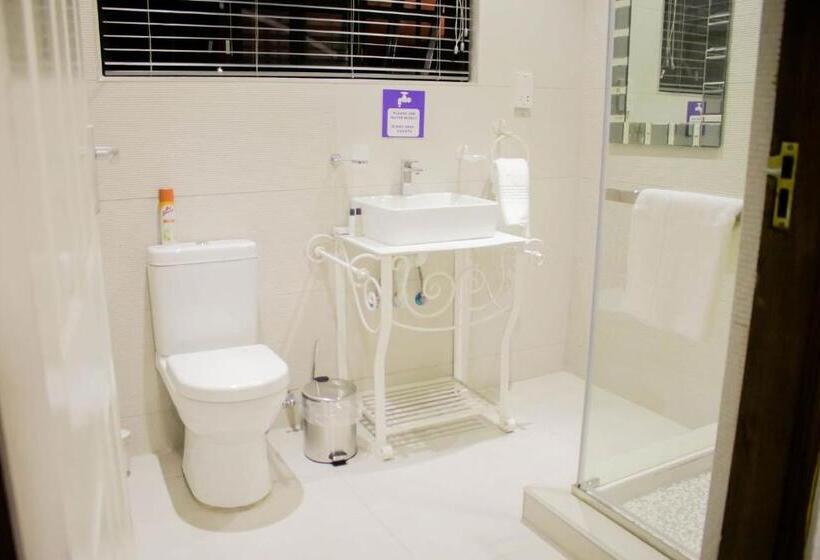 پانسیون Pitikwe Hill Guesthouse