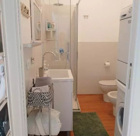 ペンション Stanza Indipendente A Gallarate