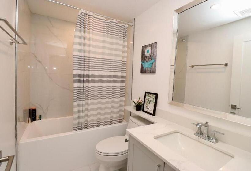 پانسیون Sunny House