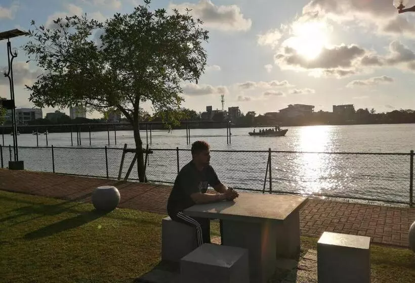 ペンション Udara S Colombo Rooms