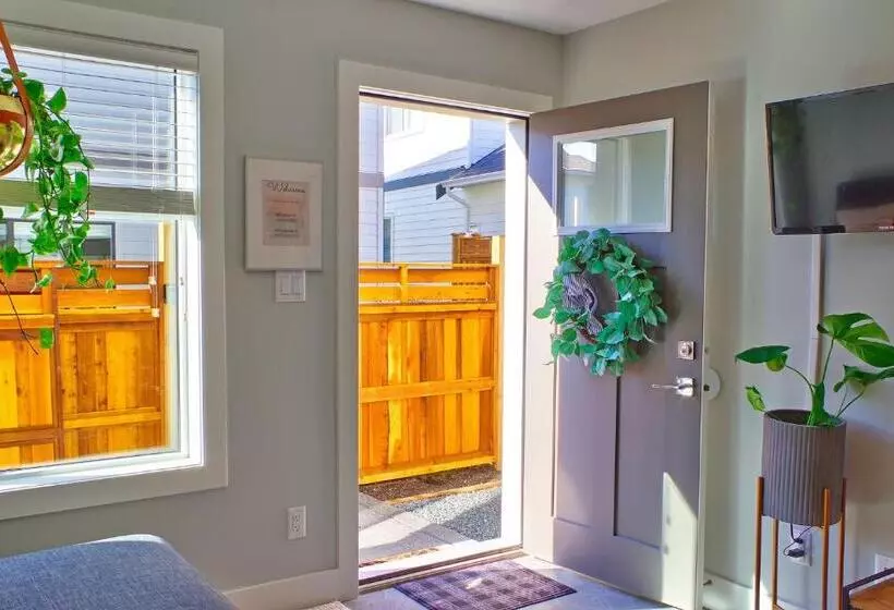 Majatalo Zen Retreat On The Laneway