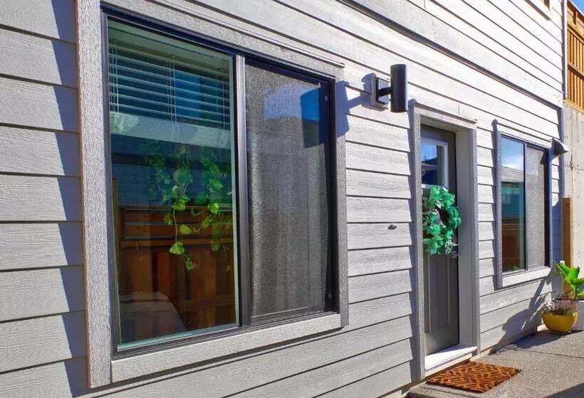 Majatalo Zen Retreat On The Laneway