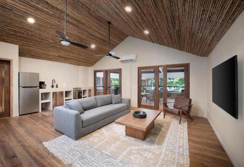 استراحتگاه Arca