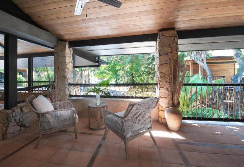 استراحتگاه Arca