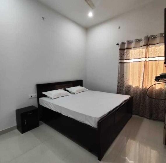 Spot On Panchi Petha Hotel & Restaurant