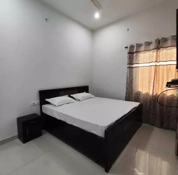 Spot On Panchi Petha Hotel & Restaurant