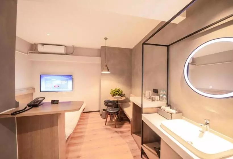 银座佳驿精致酒店济南英雄山立交桥鲁能领秀城店