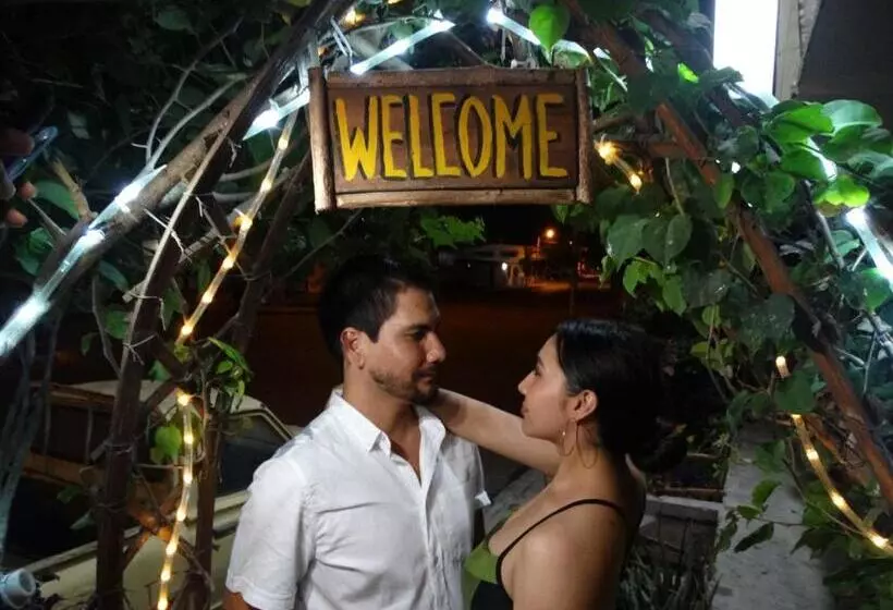 Retkeilymaja Habitaciones El Trébol