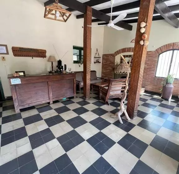 Retkeilymaja Posada Del Bosque