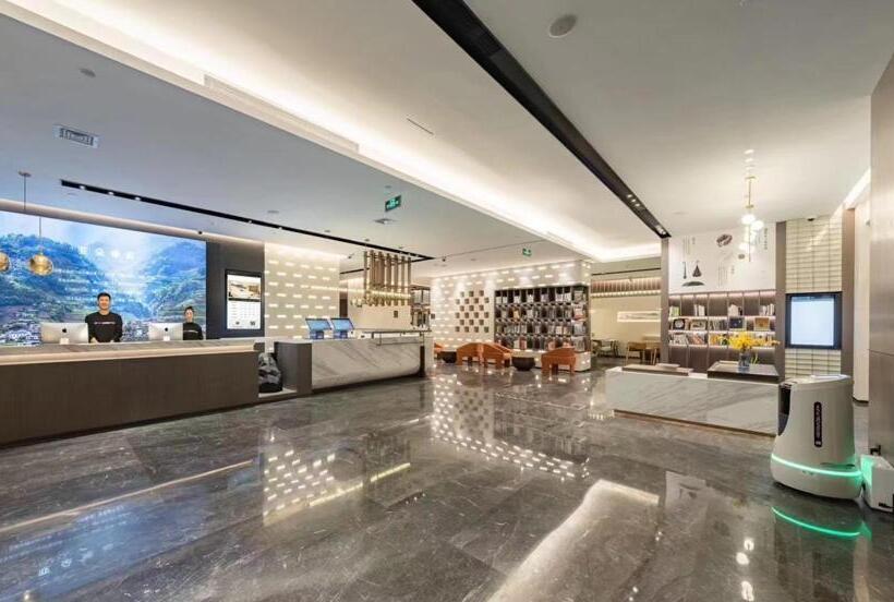 Atour Hotel Shanghai New International Expo Center South Yanggao Road