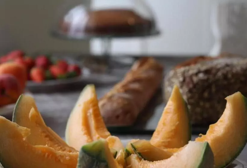 Aamiaismajoitus (B&B) Chez Sophie Et Benoit