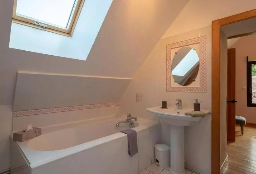 Aamiaismajoitus (B&B) La Croix St Jean