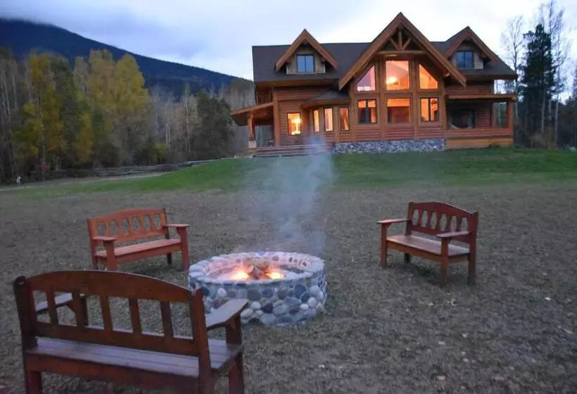 Aamiaismajoitus (B&B) Seven Sisters Mountains House