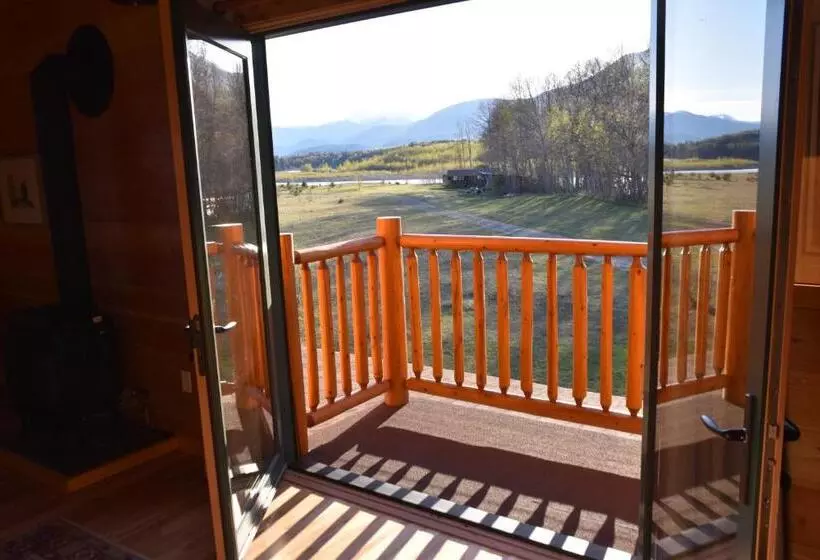 Aamiaismajoitus (B&B) Seven Sisters Mountains House