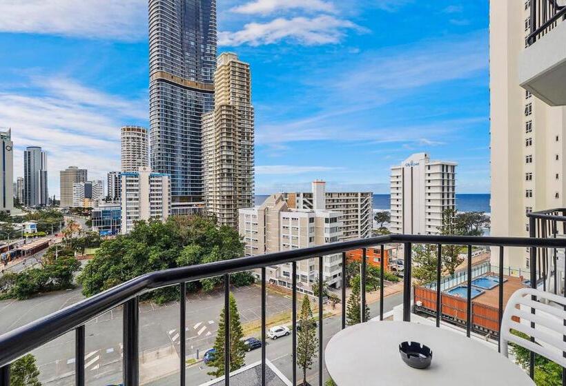 مبيت وإفطار Stunning 1br Apartment Minutes From The Sand   Fast Wifi & Spa