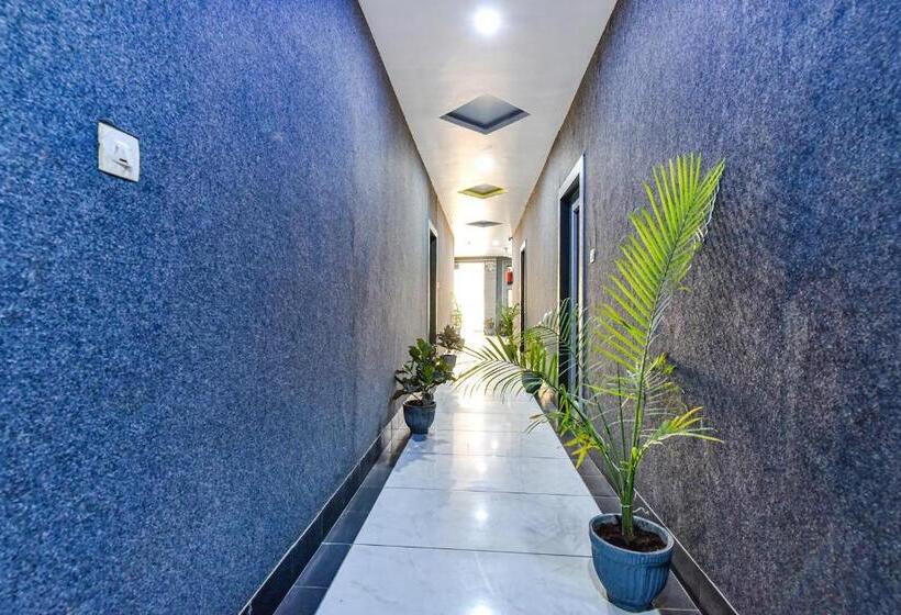 Fabhotel Surya Palace