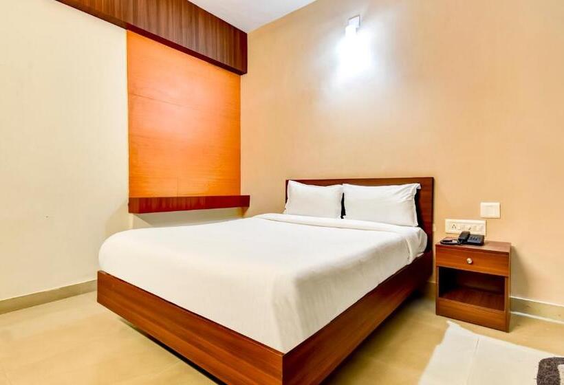 Hotel Aspire Maradu