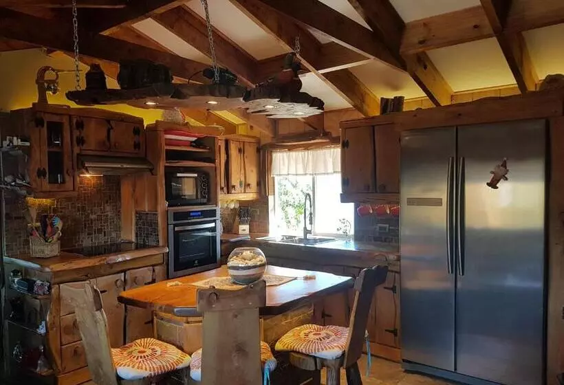 هتل Cabańas De La Ochi