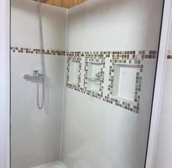 هتل Cabańas De La Ochi