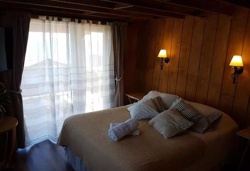 هتل Cabańas De La Ochi