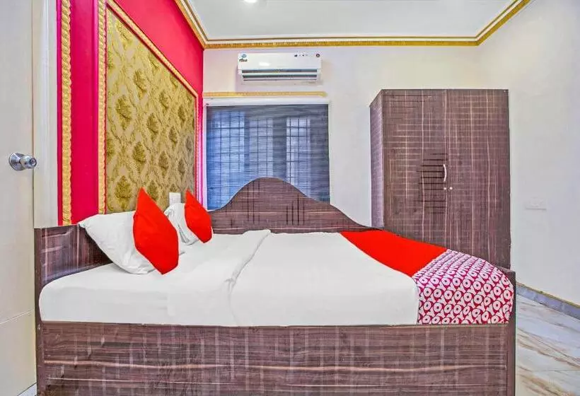 ホテル Collection O Ecr Residency And Service Apartment