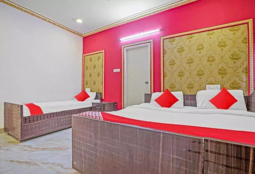 ホテル Collection O Ecr Residency And Service Apartment