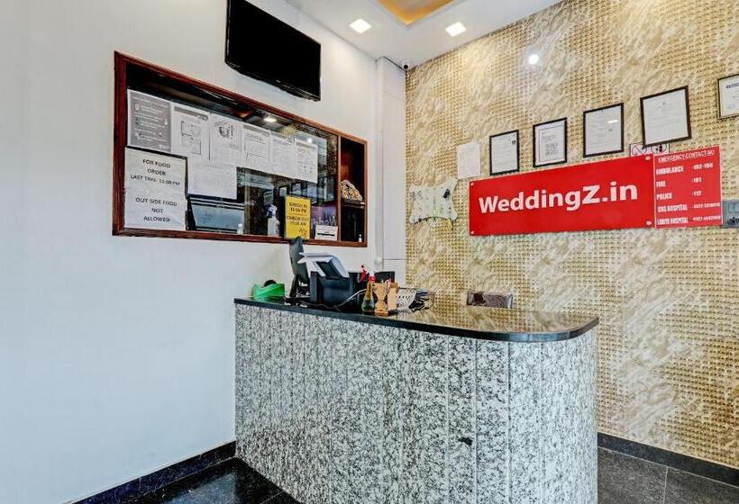 Hotel Fabexpress Jayati Oasis