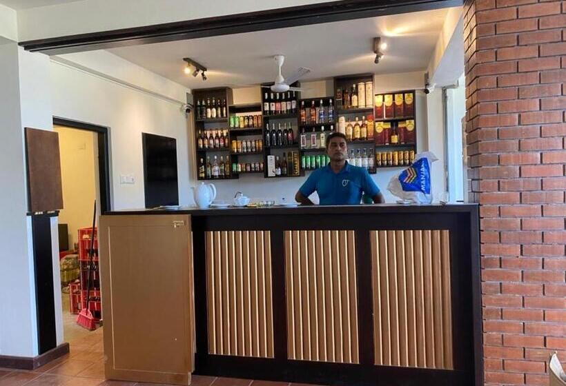 فندق Diyathra Seascape