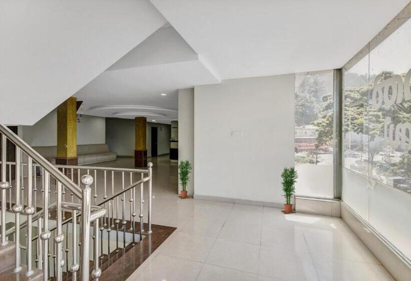 בית מלון כפרי Kalapurackal Residency