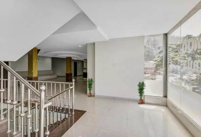 ホテル Kalapurackal Residency
