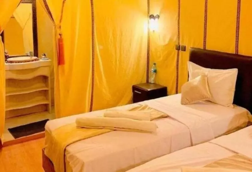هتل Erg Chebbi Luxury Camp