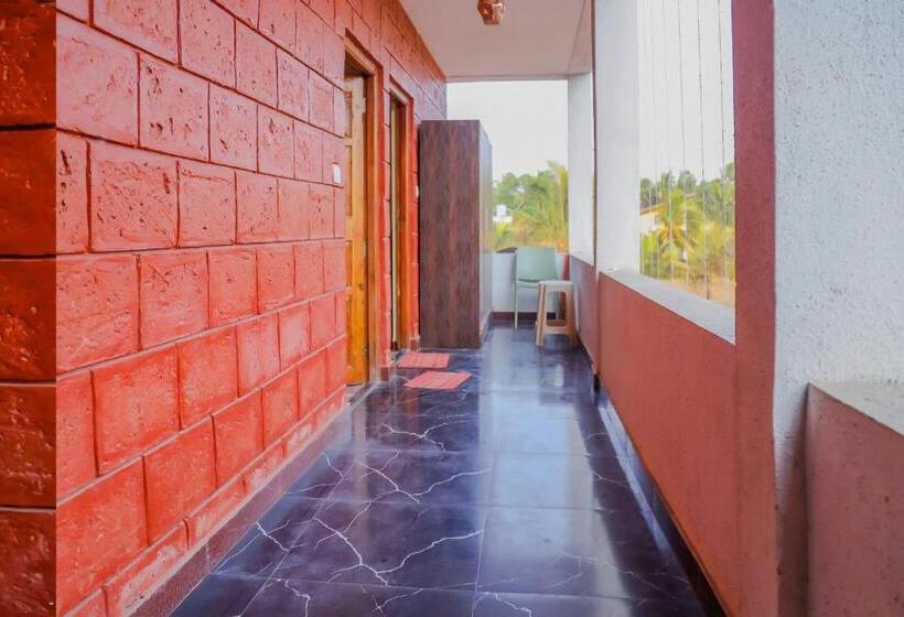 Отель Oyo Flagship 84379 York Inn