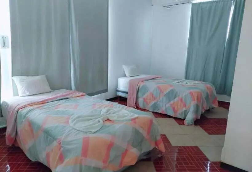 ホテル Puerto Real Suites   Paraiso